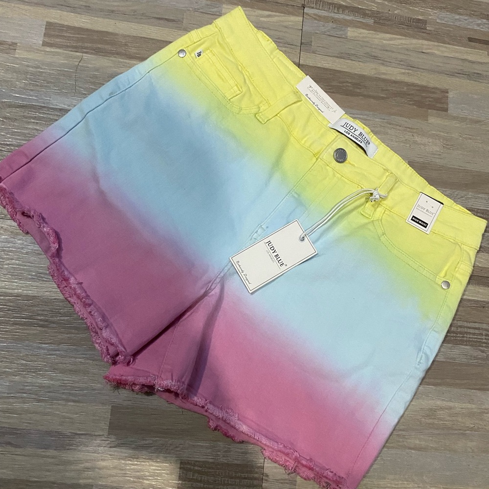 Judy blues shorts